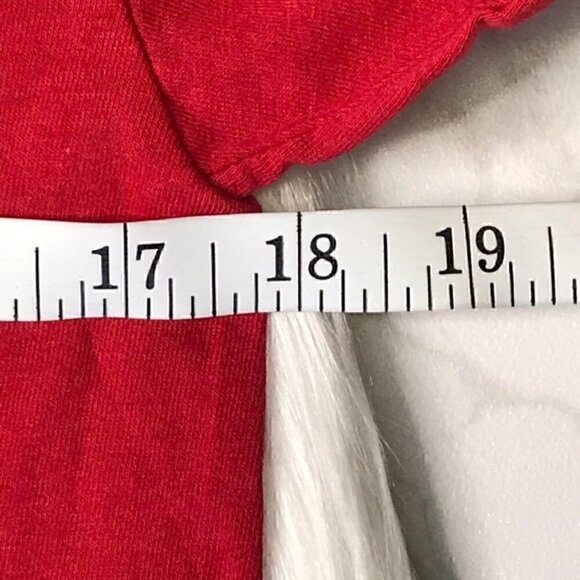 NWT Fifth Sun red Christmas theme graphic tee size S - Picture 3 of 4